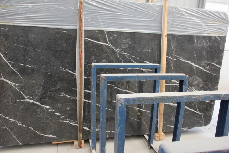 SLABS & BLOCKS--NEW GRIGIO CARNICO
